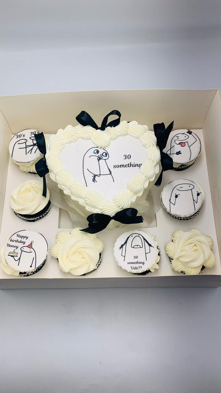 Bento Box Cake 8 Cupcakes