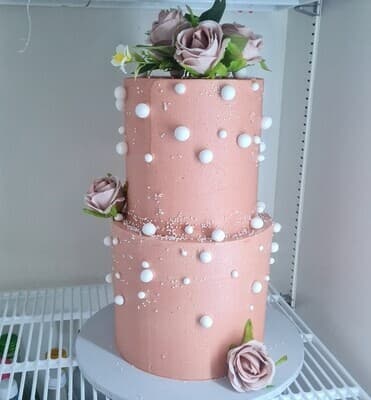 2 Tier Pearls Cake